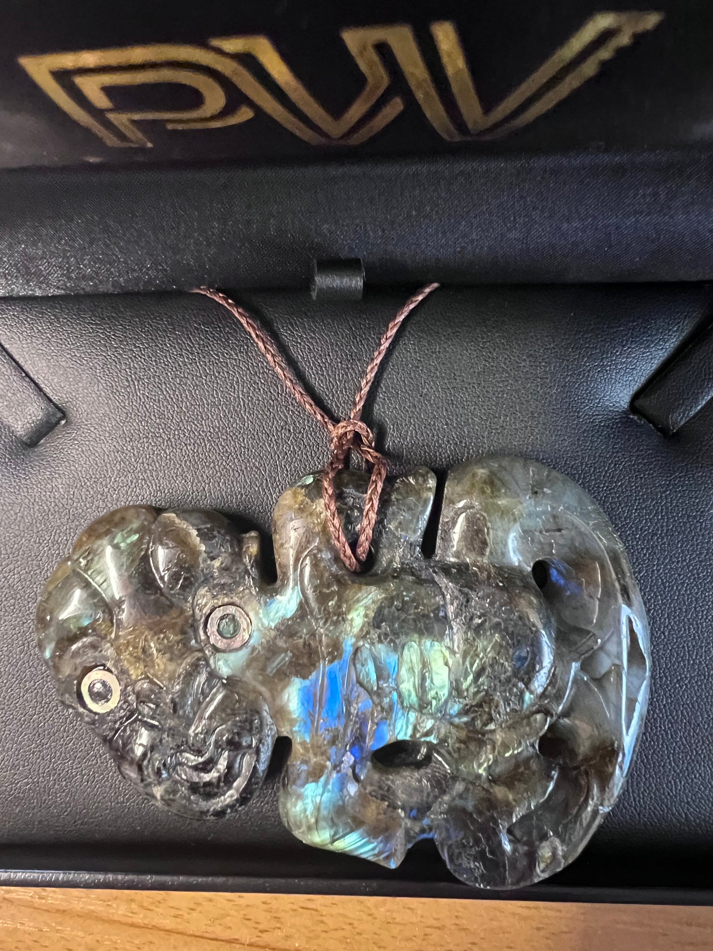 Labradorite tiki