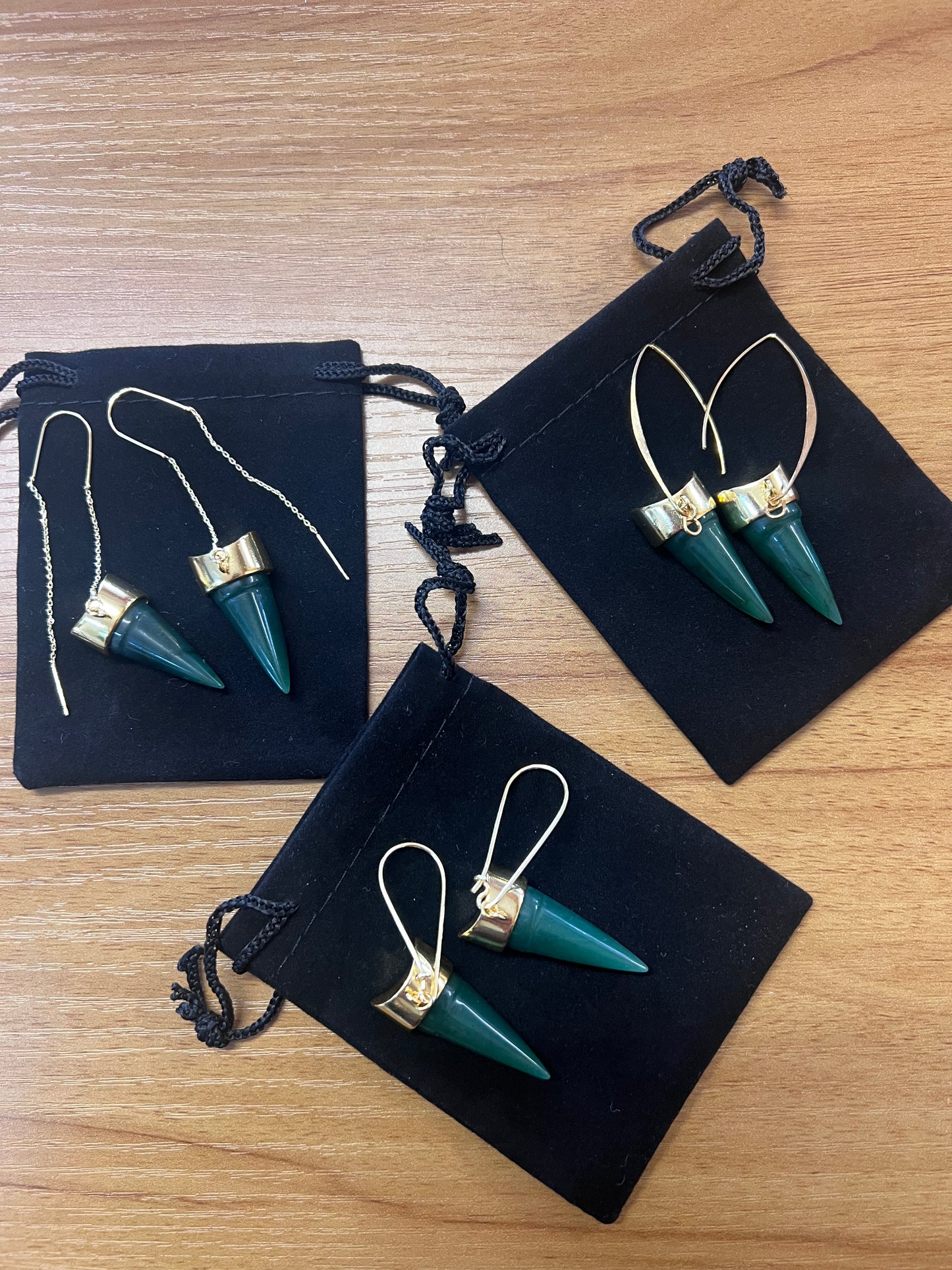18k gold plated Pounamu Mako foward facing