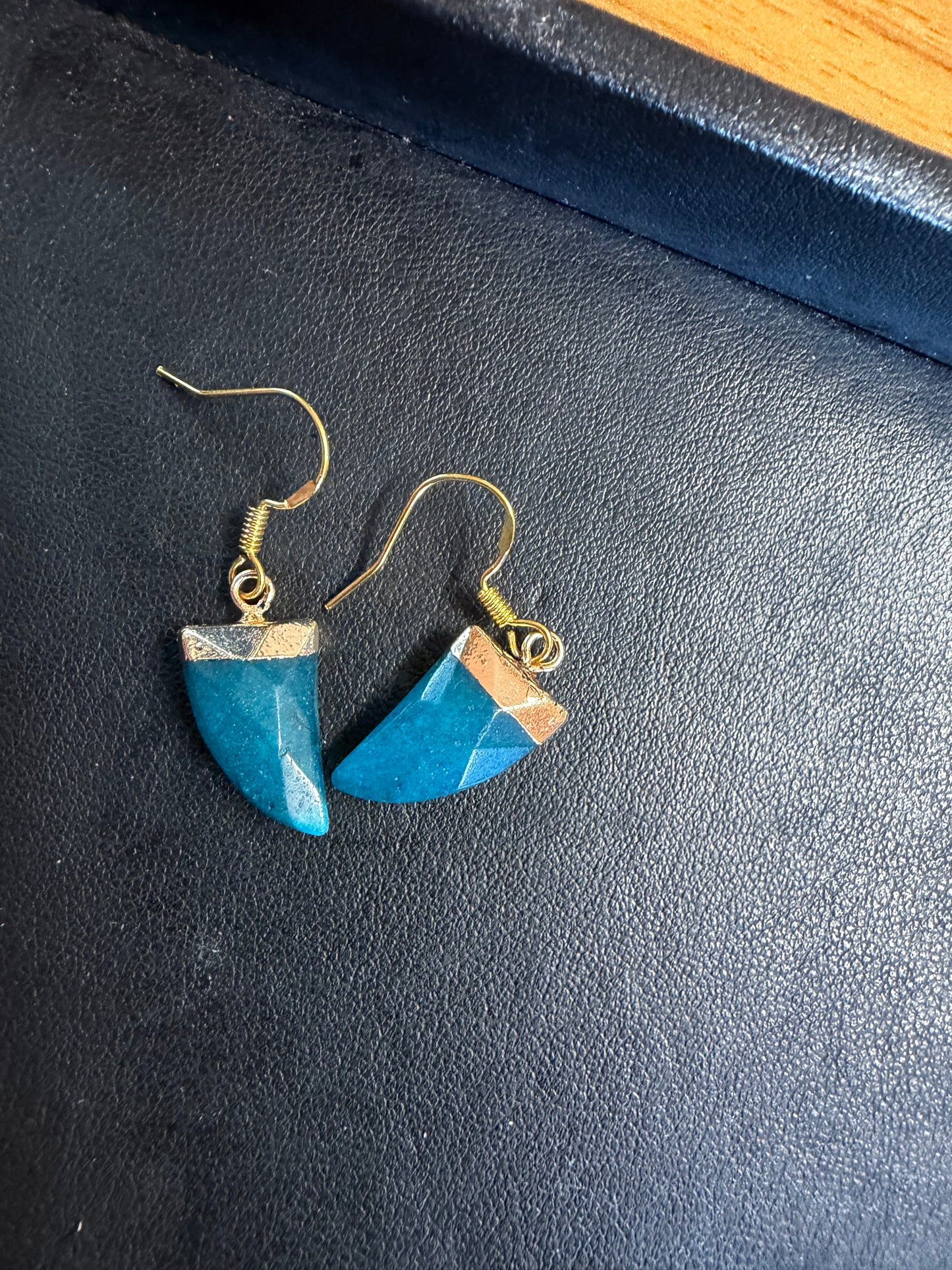 Mini rei aotea earrings