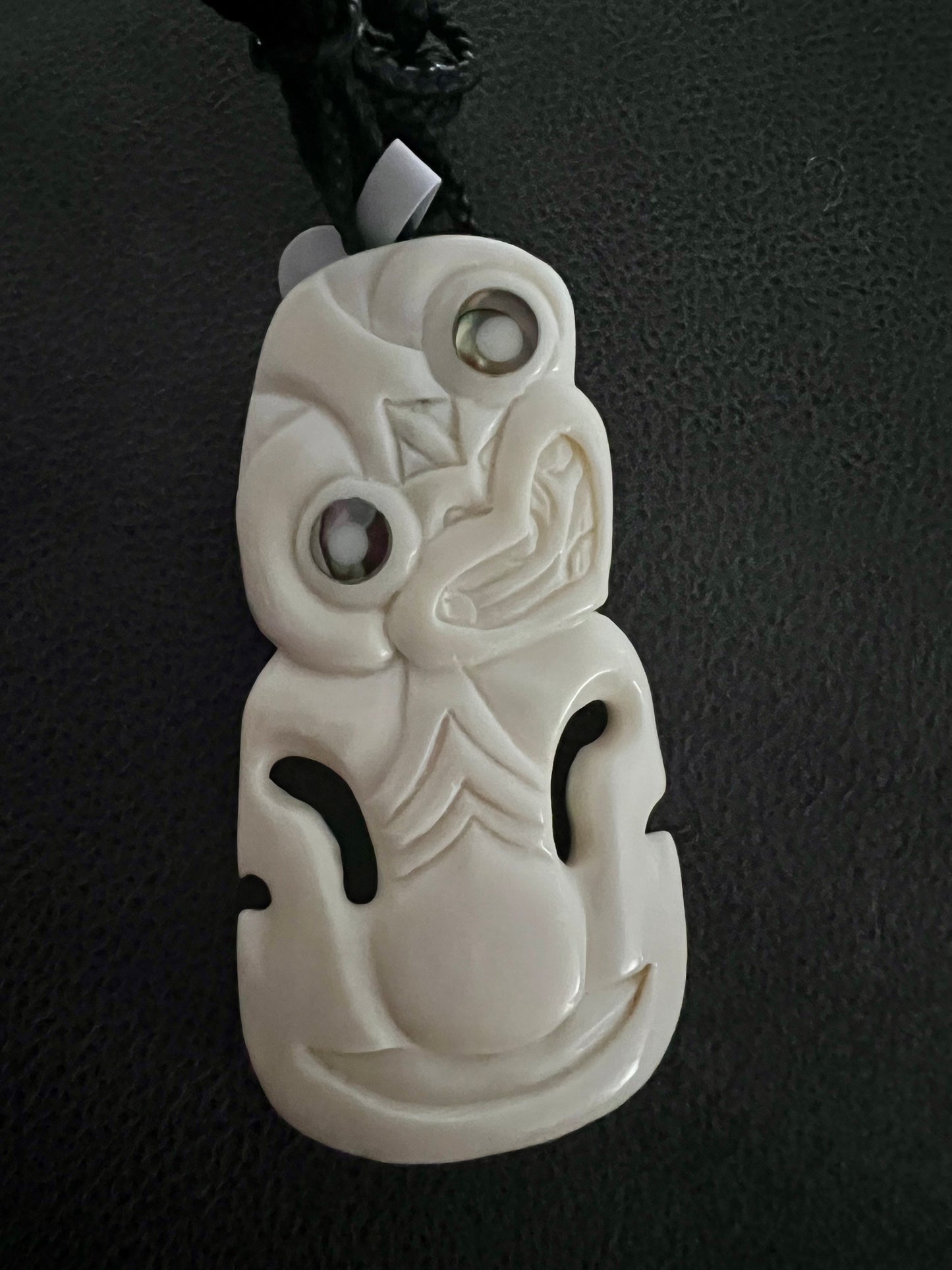 Bone tiki