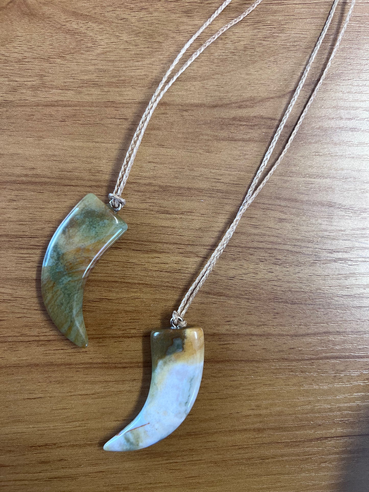 Ngutu kākā Aotearoa moss agate