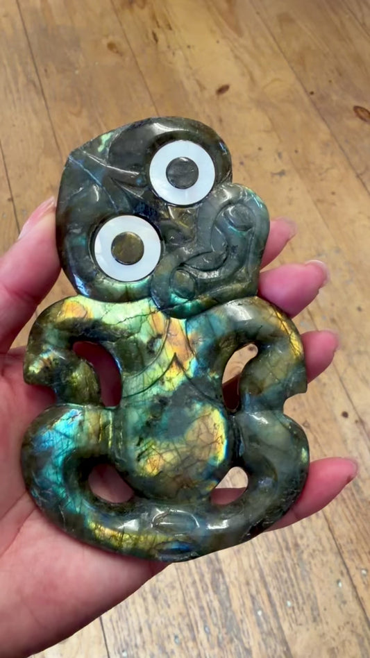 Labradorite Heitiki